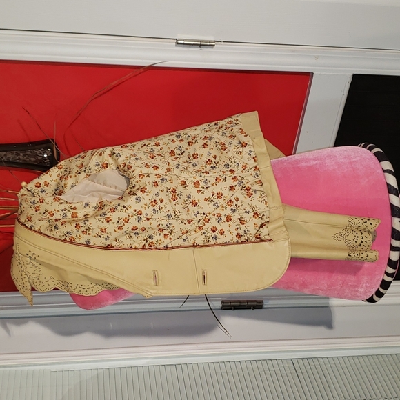 ππ€π WILSONS VINTAGE 90S GENUINE LEATHER TAN EYELET SCALLOPED BLAZER JACKET - Picture 12 of 16